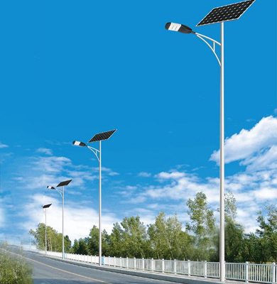 1742828123952659.jpg 共和太阳能路灯.jpg