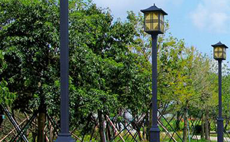 太阳能共和庭院灯价格为何差三倍？关键看这几点