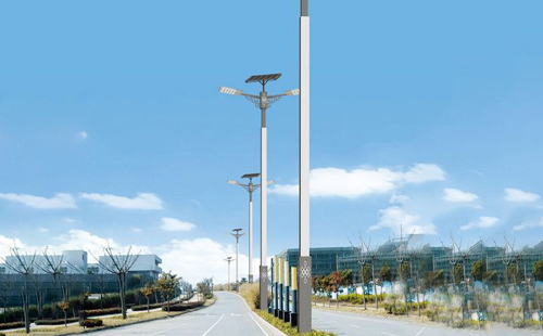 科学维护让太阳能共和LED路灯使用寿命突破15年